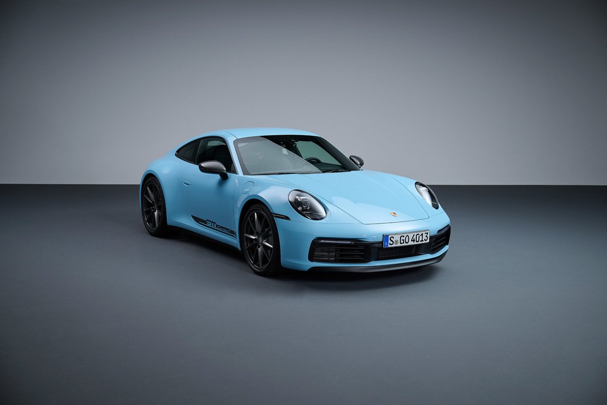 Porsche 911 Carrera T: deportividad y ligereza con el motor de acceso