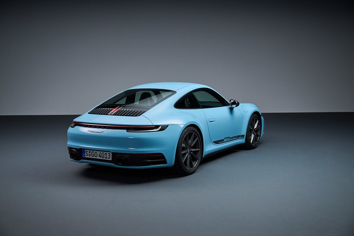 Porsche 911 Carrera T: deportividad y ligereza con el motor de acceso