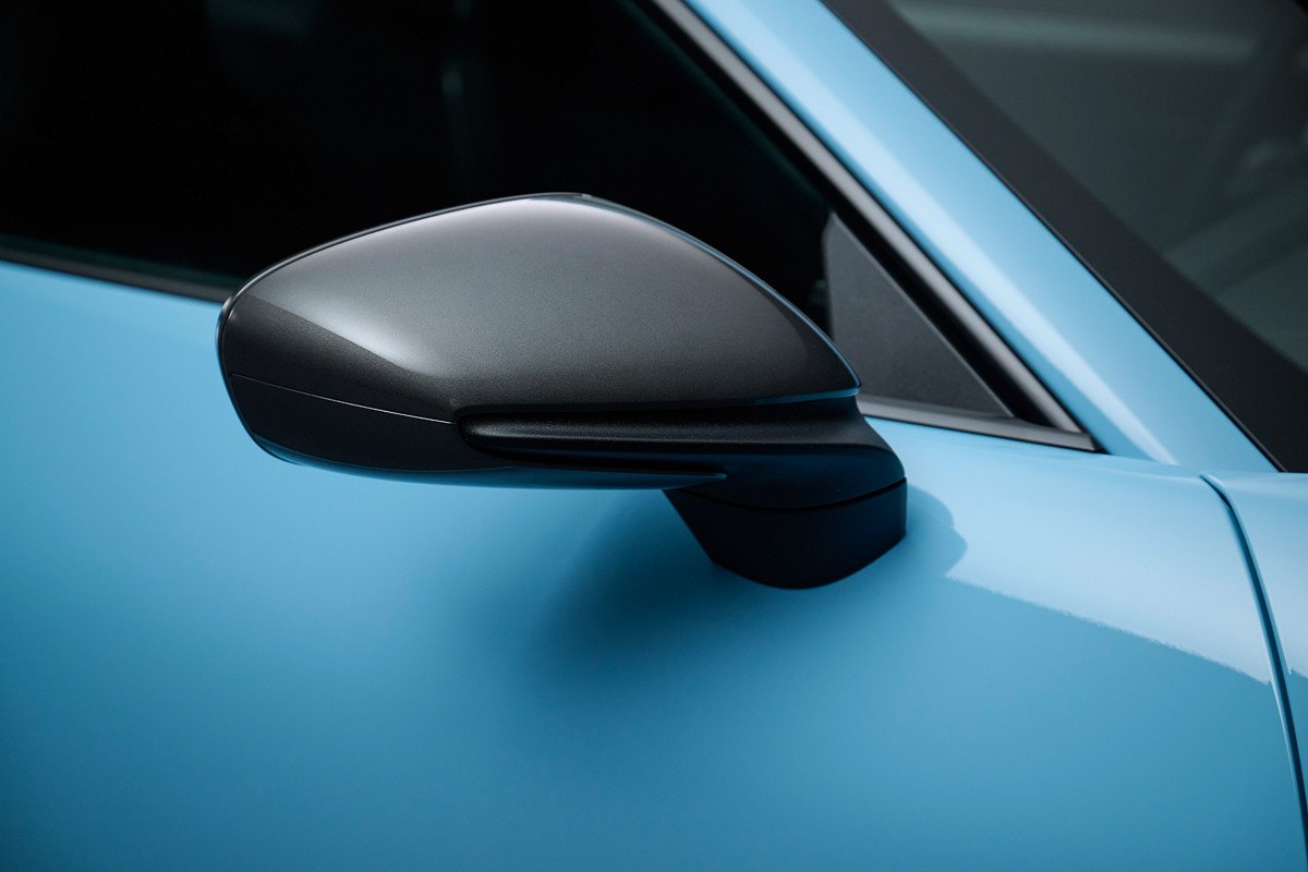 Porsche 911 Carrera T: deportividad y ligereza con el motor de acceso