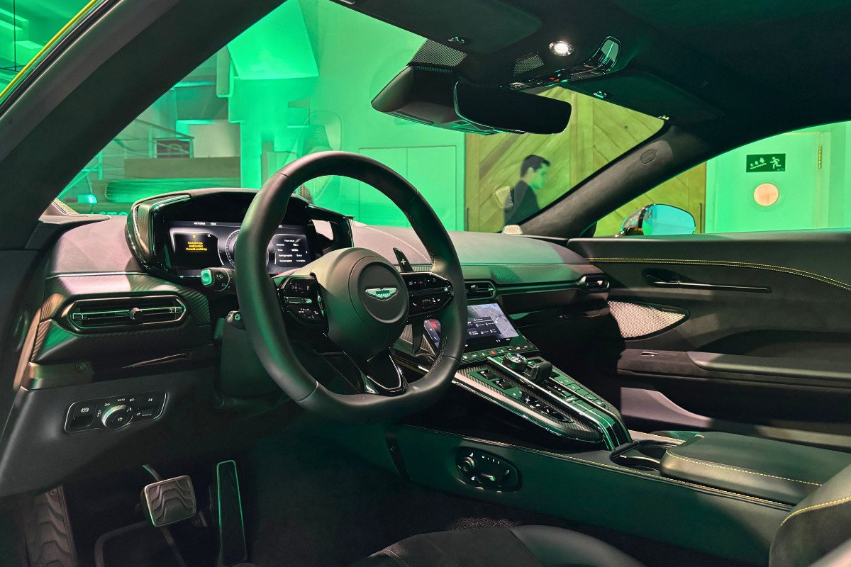 Presentación del nuevo Aston Martin Vantage: más potencia y más tecnología
