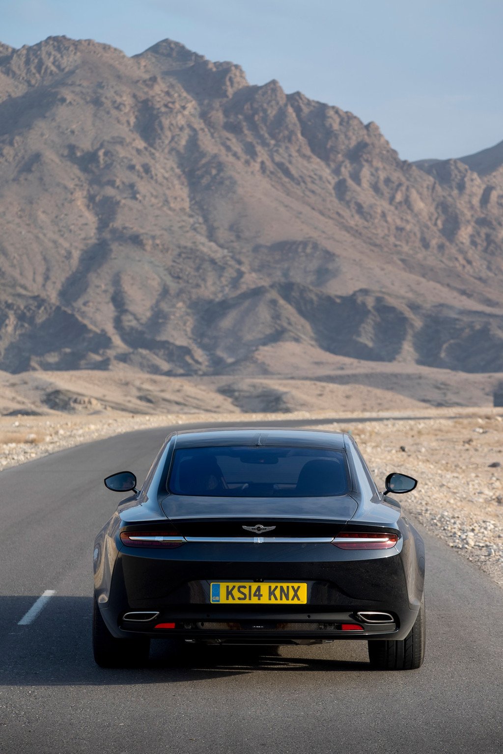 Primeras imágenes del Aston Martin Lagonda