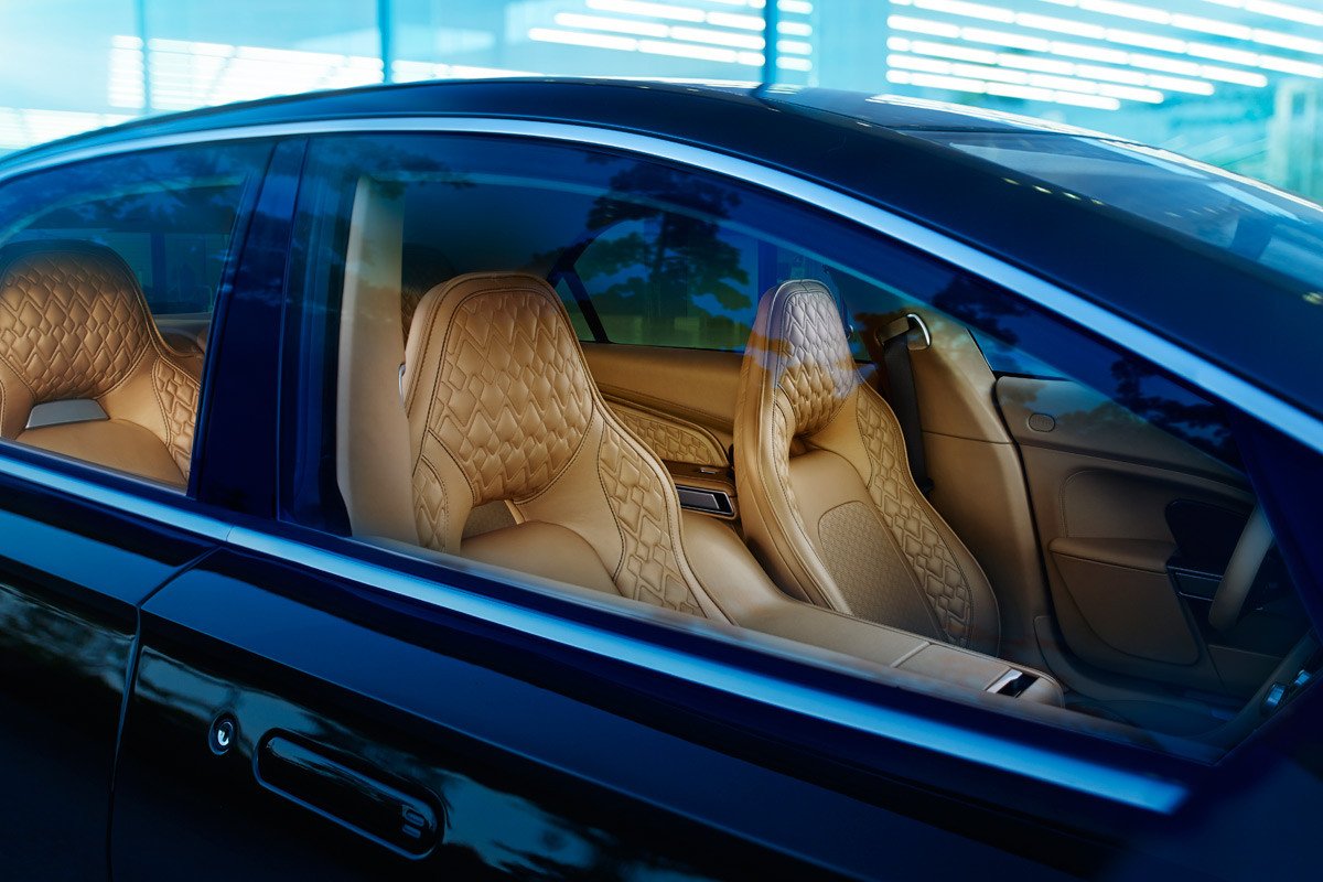 Primeras imágenes del Aston Martin Lagonda
