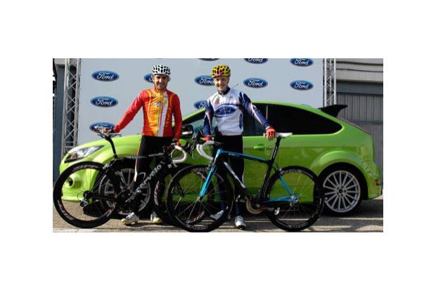  Hirvonen contra Sastre: Tú en coche, yo en bici