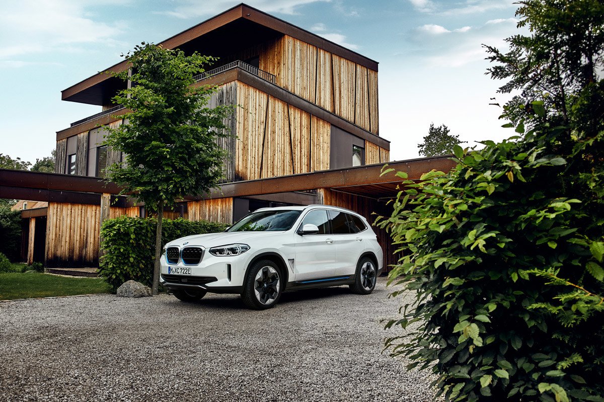 BMW iX3: el SUV eléctrico que suena como uno de gasolina