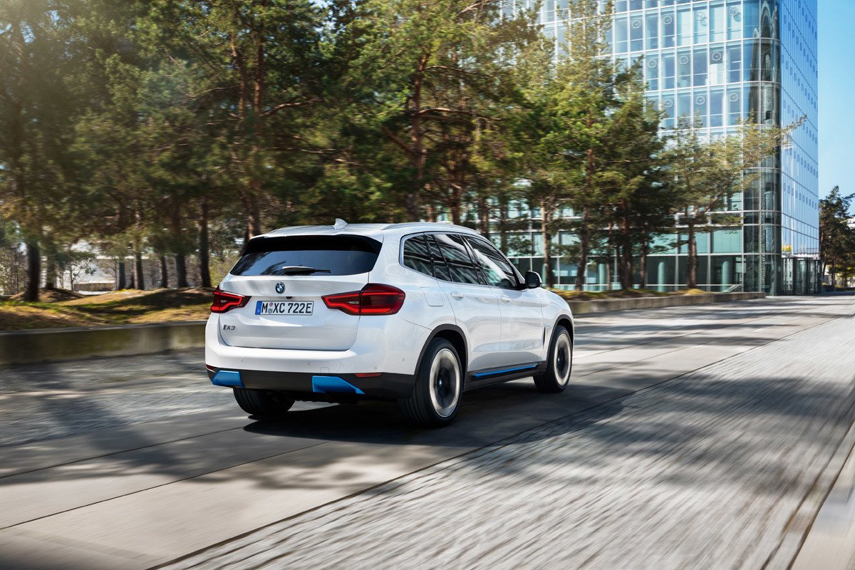 BMW iX3: el SUV eléctrico que suena como uno de gasolina