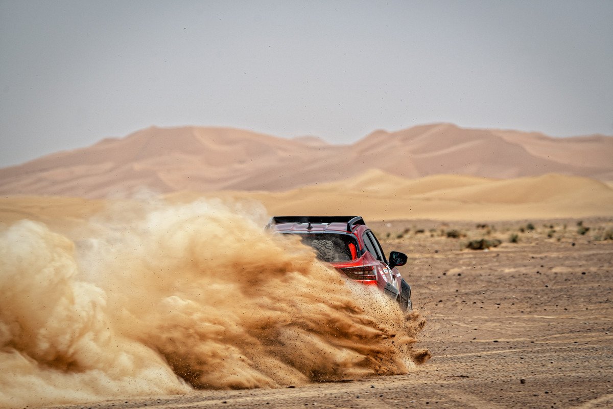 Nissan sorprende creando un Juke Hybrid Rally Tribute que bien podría disputar el Dakar
