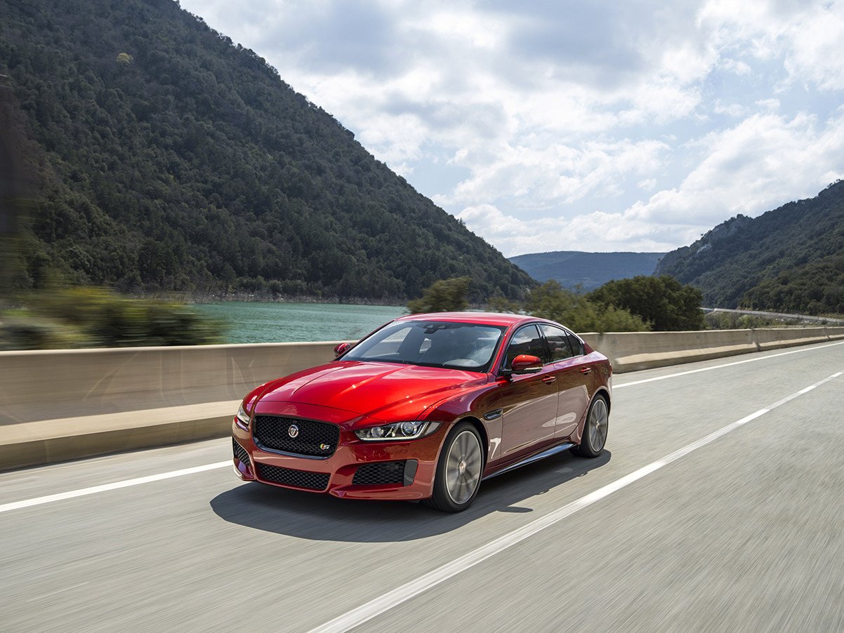 Jaguar XE 2015, prueba de gama