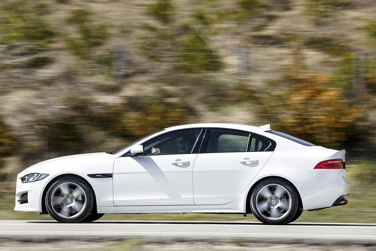 Jaguar XE 2015, prueba de gama
