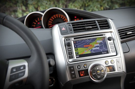 Nuevo Toyota Verso 2012, con más equipamiento