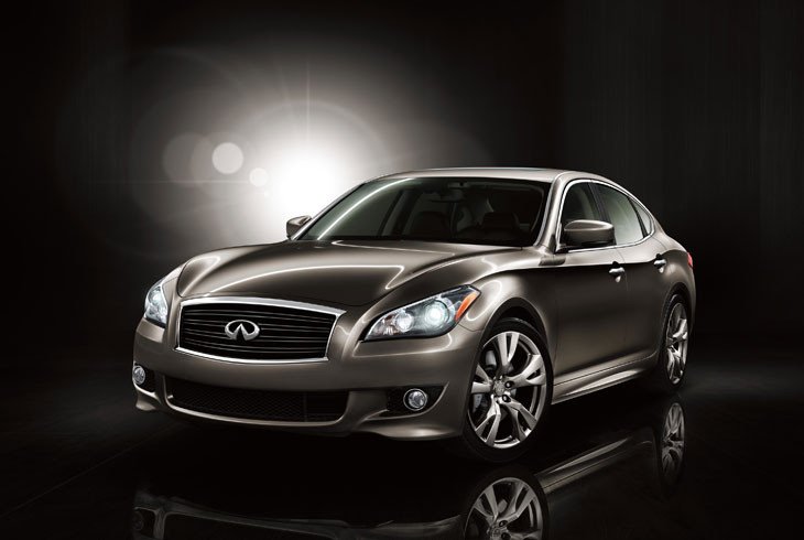 Infiniti M, alternativa a las berlinas de lujo alemanas.