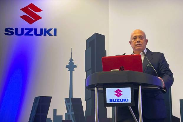 J. L. Frade, Suzuki: “La gente debe invertir más que nunca para adquirir un coche”