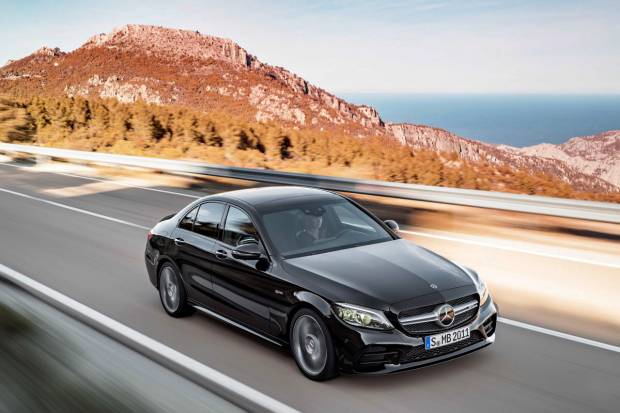 Mercedes-AMG actualiza también el C 43 con más potencia