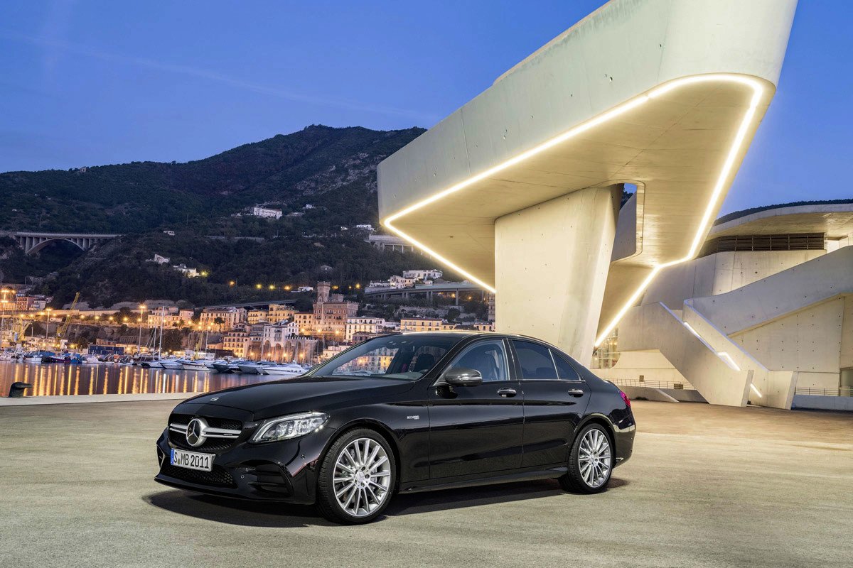 Mercedes-AMG actualiza también el C 43 con más potencia