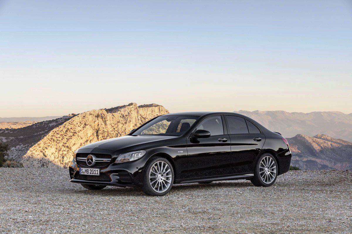 Mercedes-AMG actualiza también el C 43 con más potencia