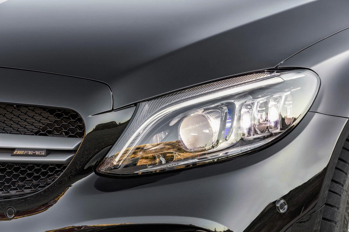 Mercedes-AMG actualiza también el C 43 con más potencia