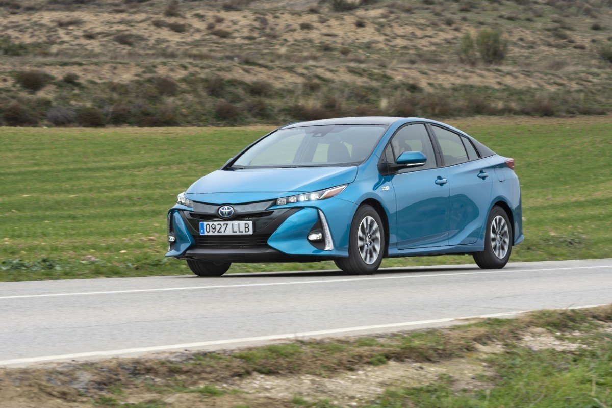 Nuevo Toyota Prius Plug-In: el híbrido enchufable con placas solares