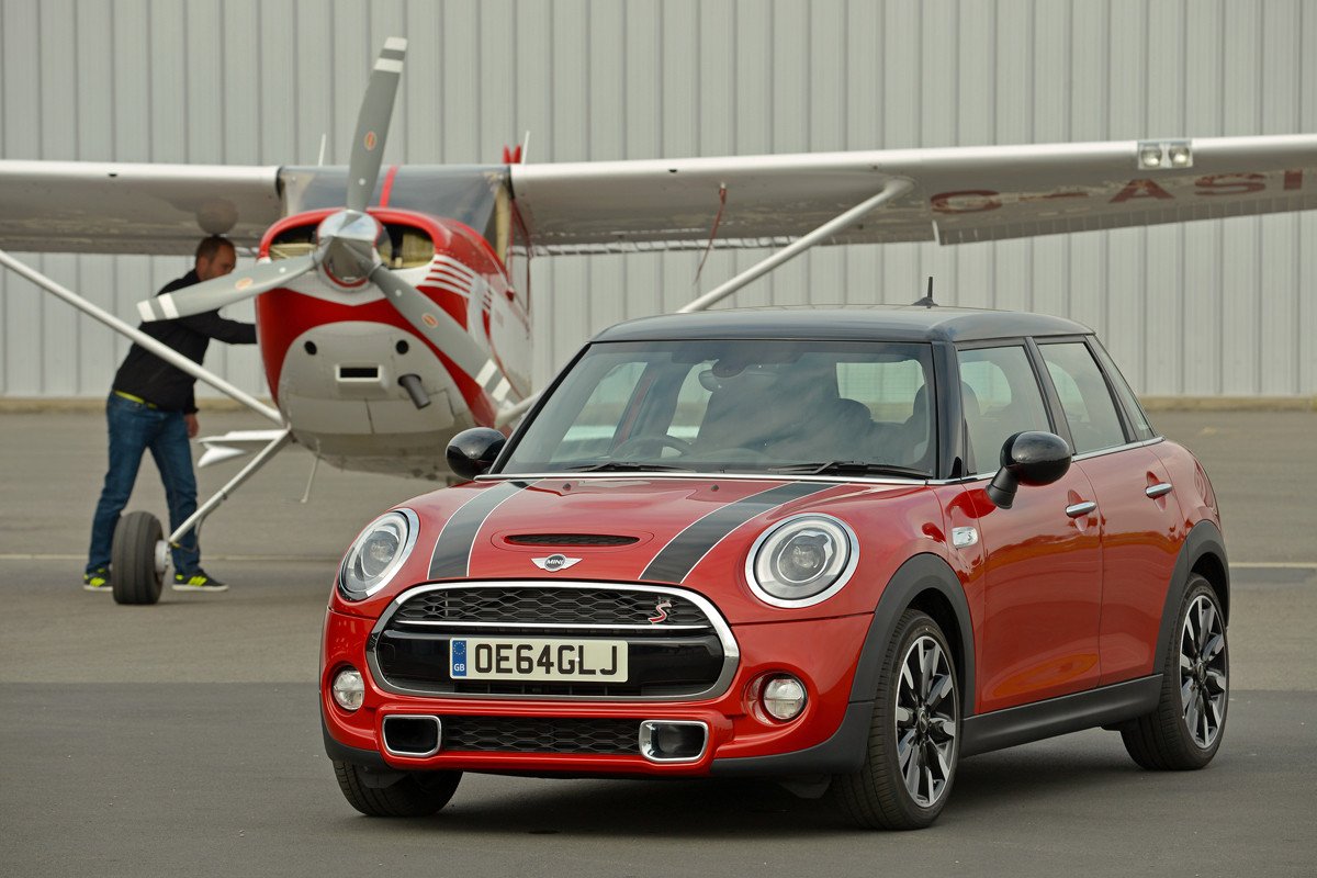El Mini de 5 puertas saldrá a la venta desde 21.450 euros