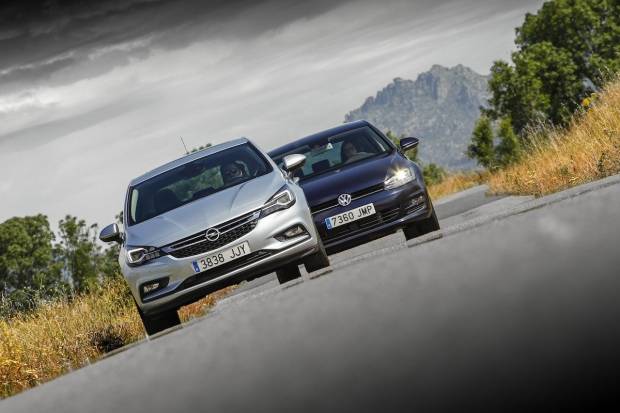 Prueba: nuevo Opel Astra vs Volkswagen Golf 7