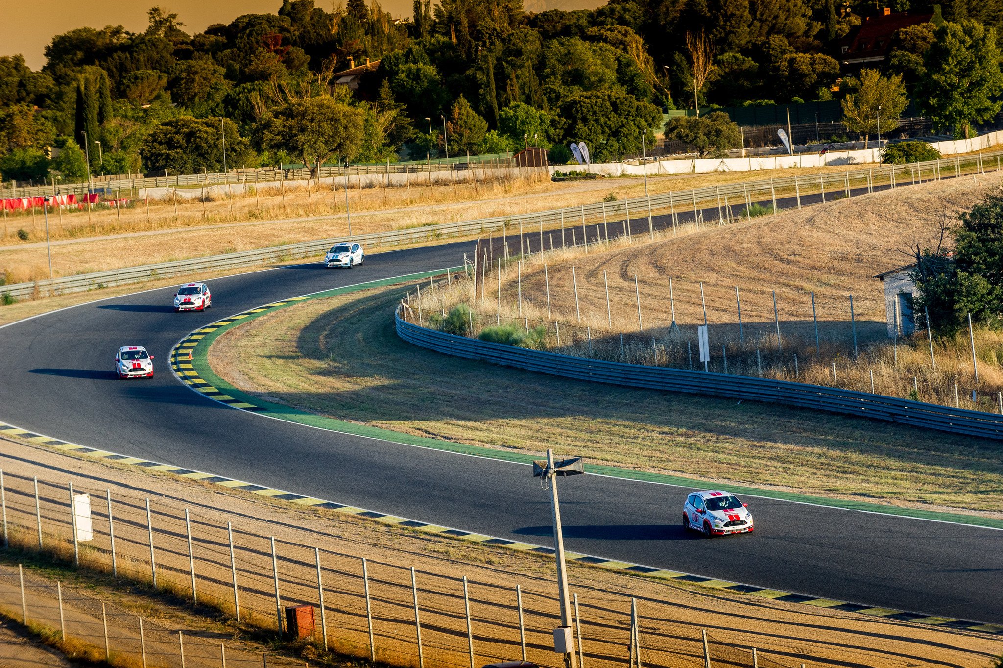 Auto10 en las 24 Horas de Ford 2016: la carrera solidaria