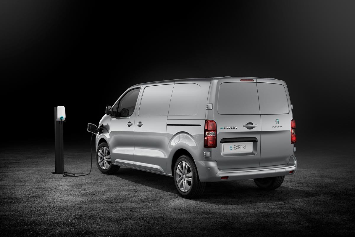 Peugeot e-Expert, Citroën ë-Jumpy y Opel Vivaro-e: similitudes y diferencias