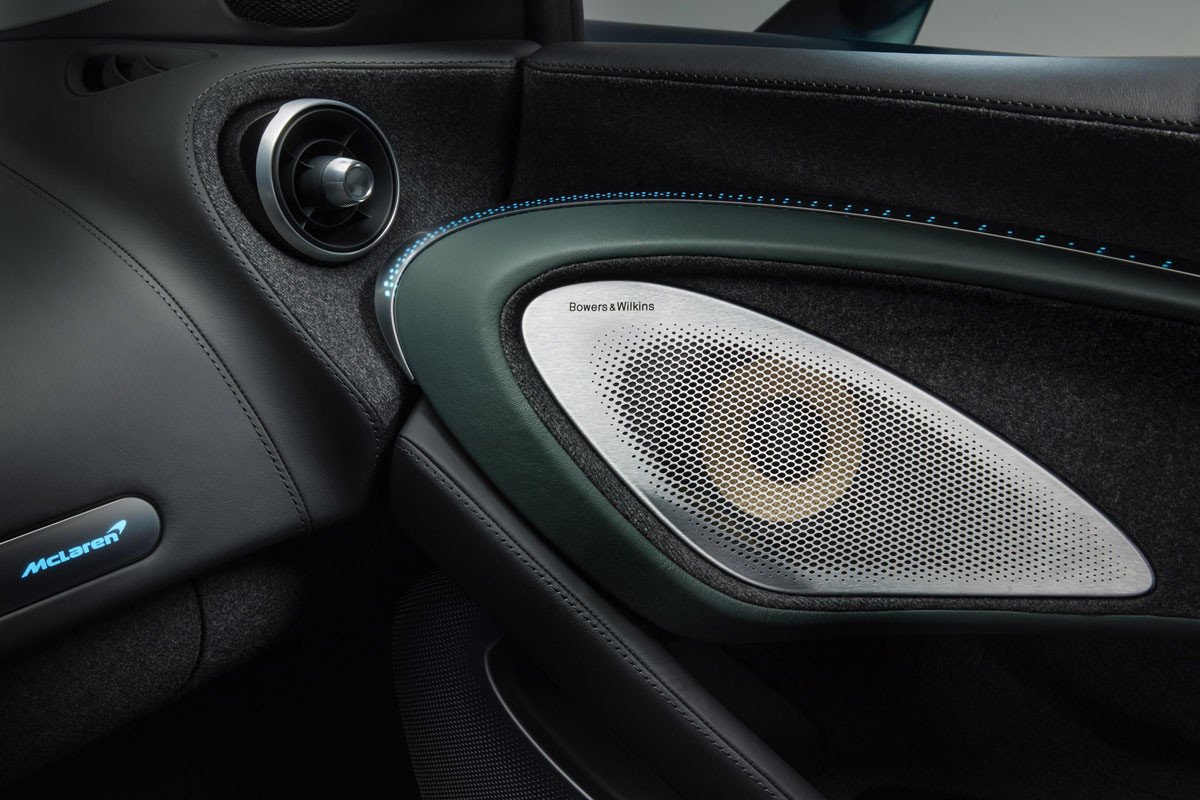 McLaren Verdant Theme GT by MSO: el coche con tres colores en la carrocería