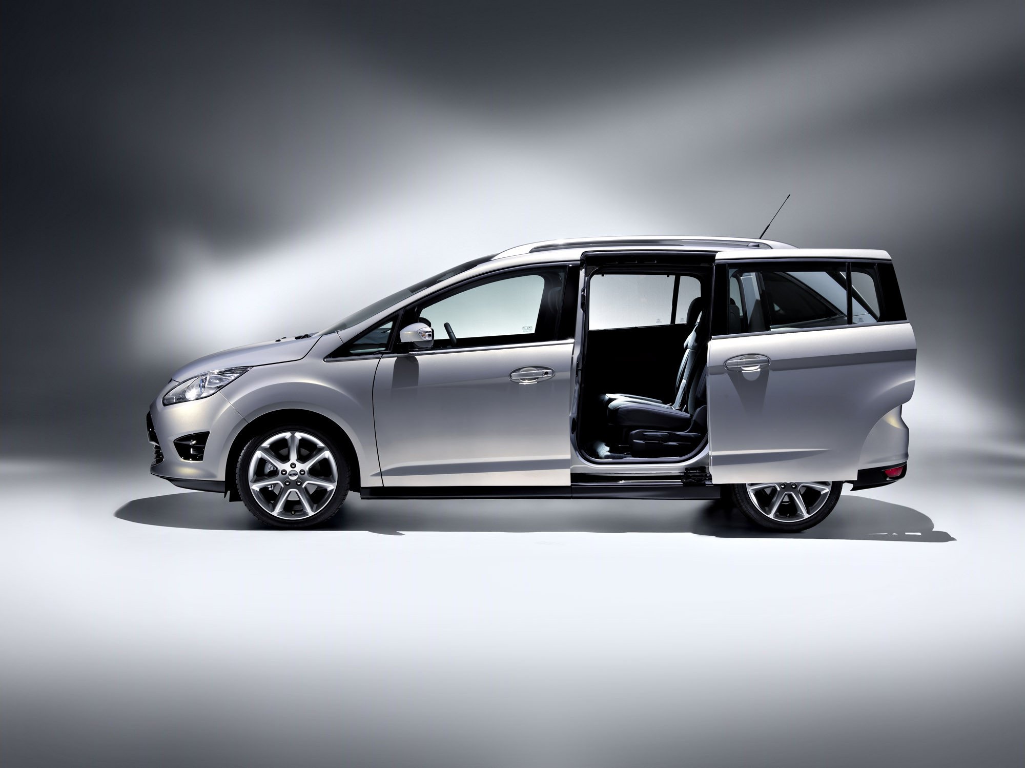 ford-grand-cmax
