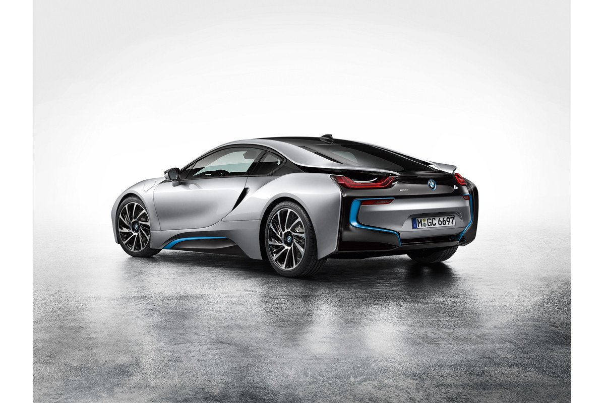 BMW i8, el deportivo híbrido enchufable de BMW ahora al descubierto