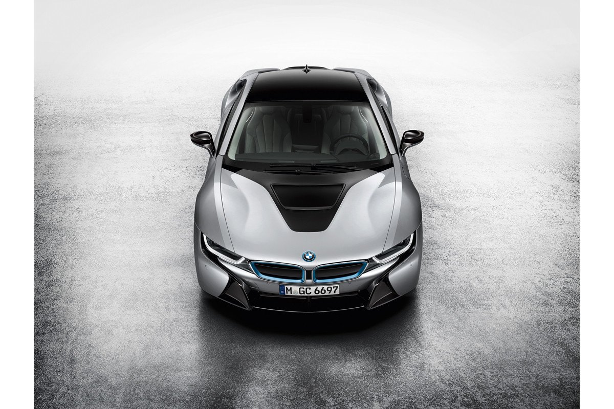 BMW i8, el deportivo híbrido enchufable de BMW ahora al descubierto