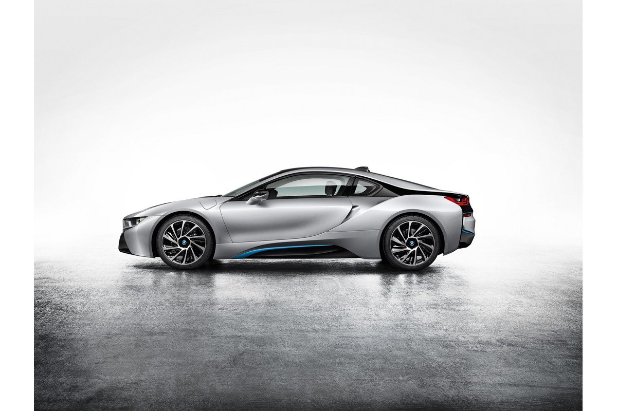 BMW i8, el deportivo híbrido enchufable de BMW ahora al descubierto