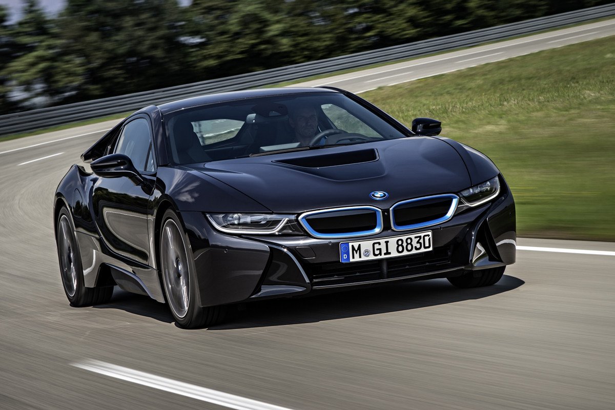 BMW i8, el deportivo híbrido enchufable de BMW ahora al descubierto