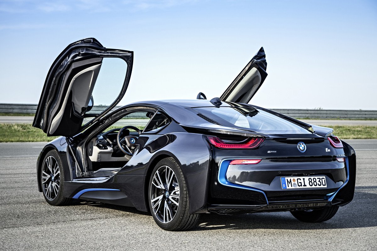 BMW i8, el deportivo híbrido enchufable de BMW ahora al descubierto