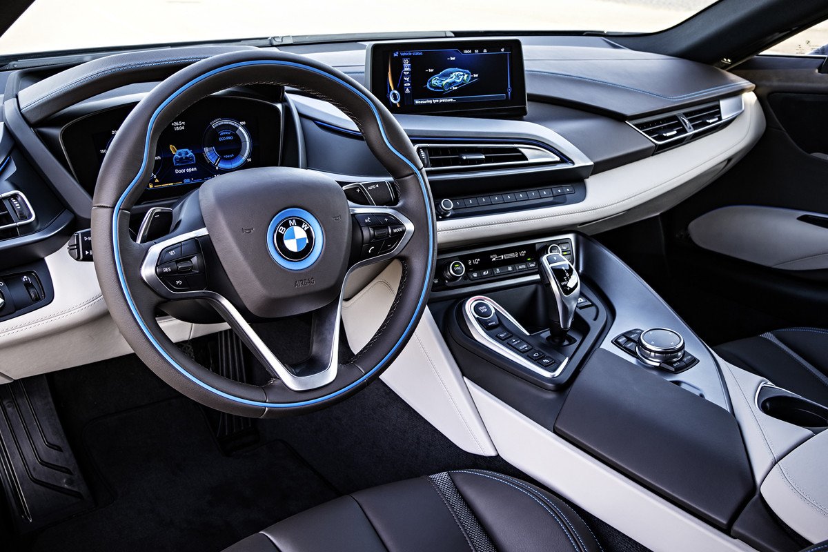 BMW i8, el deportivo híbrido enchufable de BMW ahora al descubierto