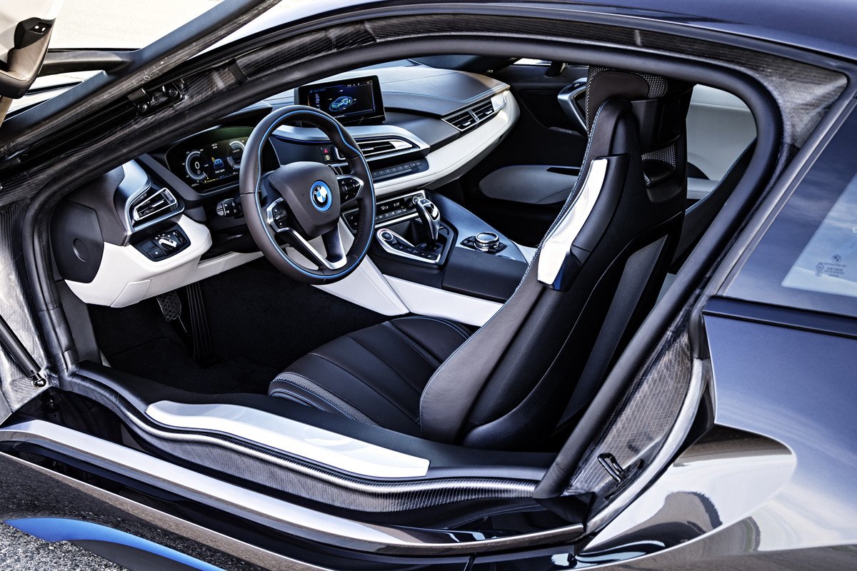 BMW i8, el deportivo híbrido enchufable de BMW ahora al descubierto