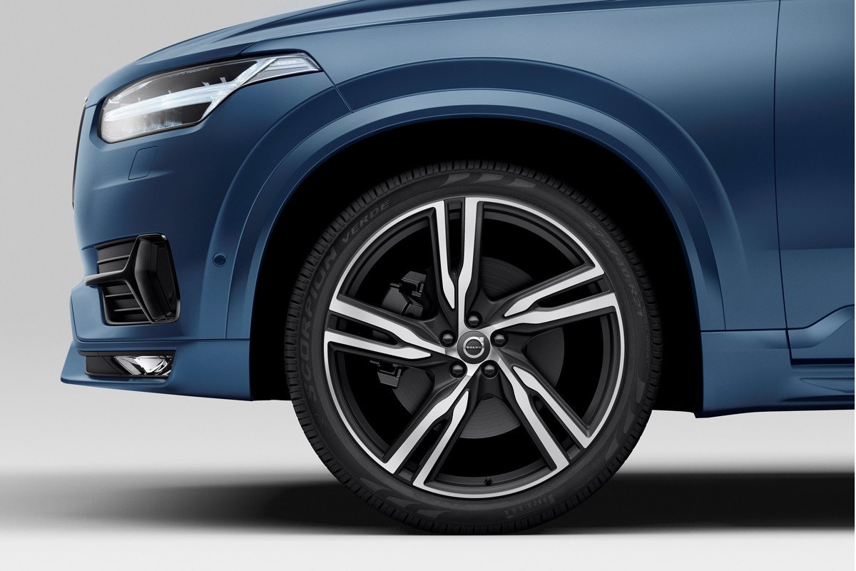 Nuevo Volvo XC90 R-Design, para los más deportivos