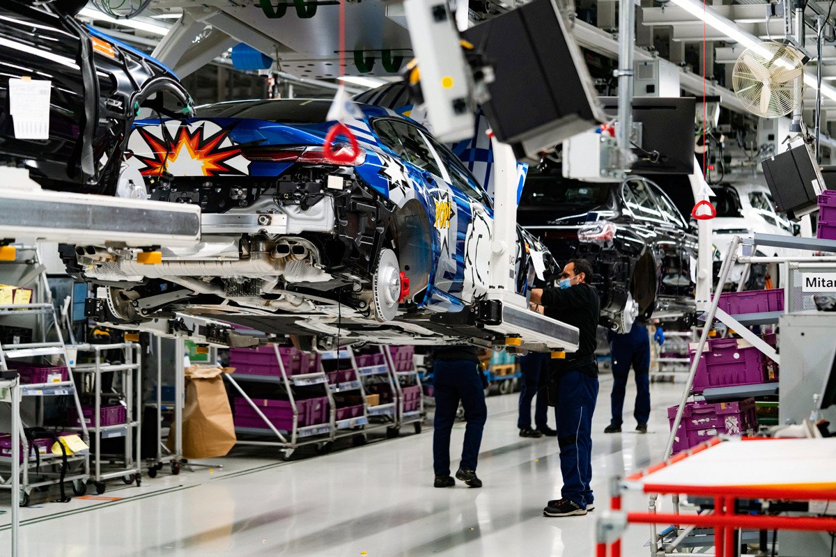 BMW Serie 8 X Jeff Koons: un nuevo Art Car con un estilo de cómic 