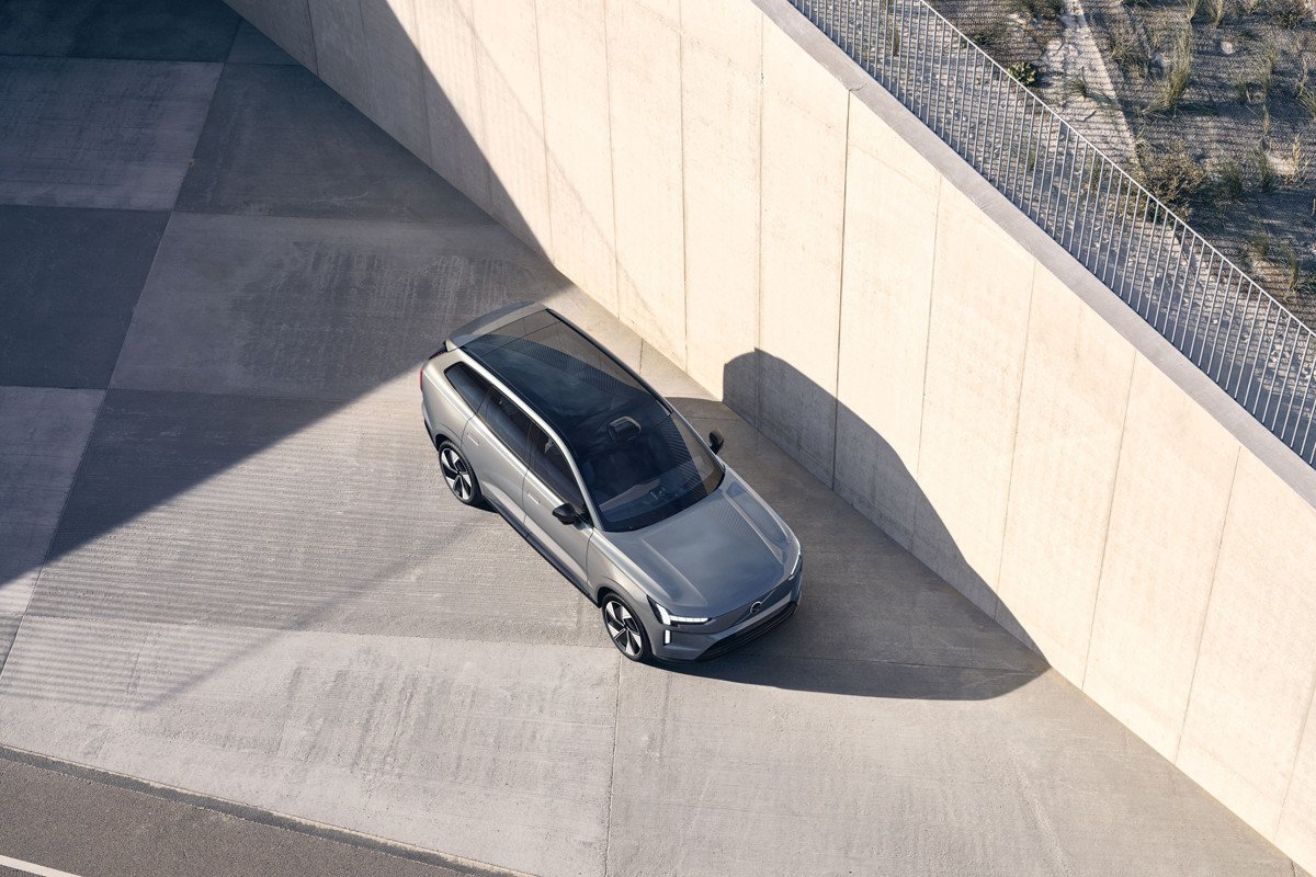 Volvo EX90