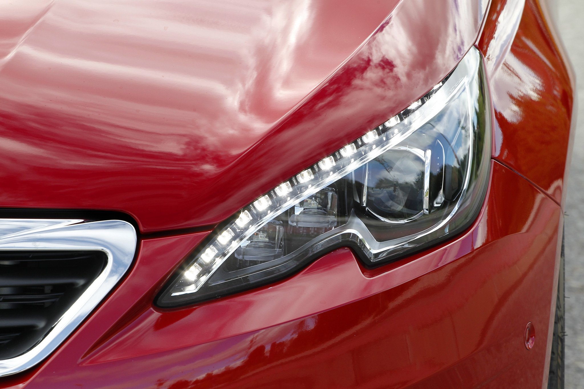 Prueba Peugeot 308 1.2 Puretech 130 CV: ¿son suficientes tres cilindros?