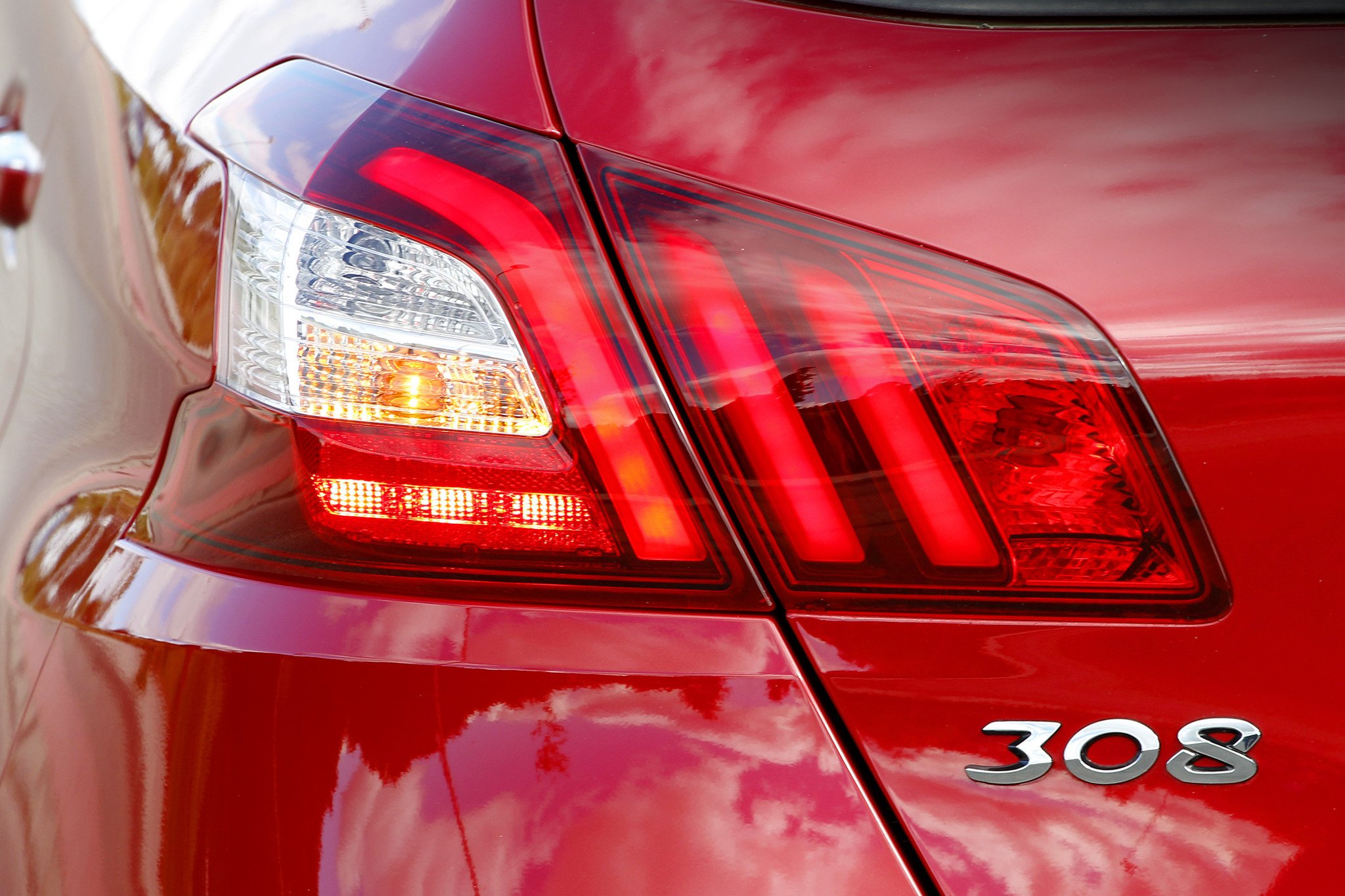 Prueba Peugeot 308 1.2 Puretech 130 CV: ¿son suficientes tres cilindros?
