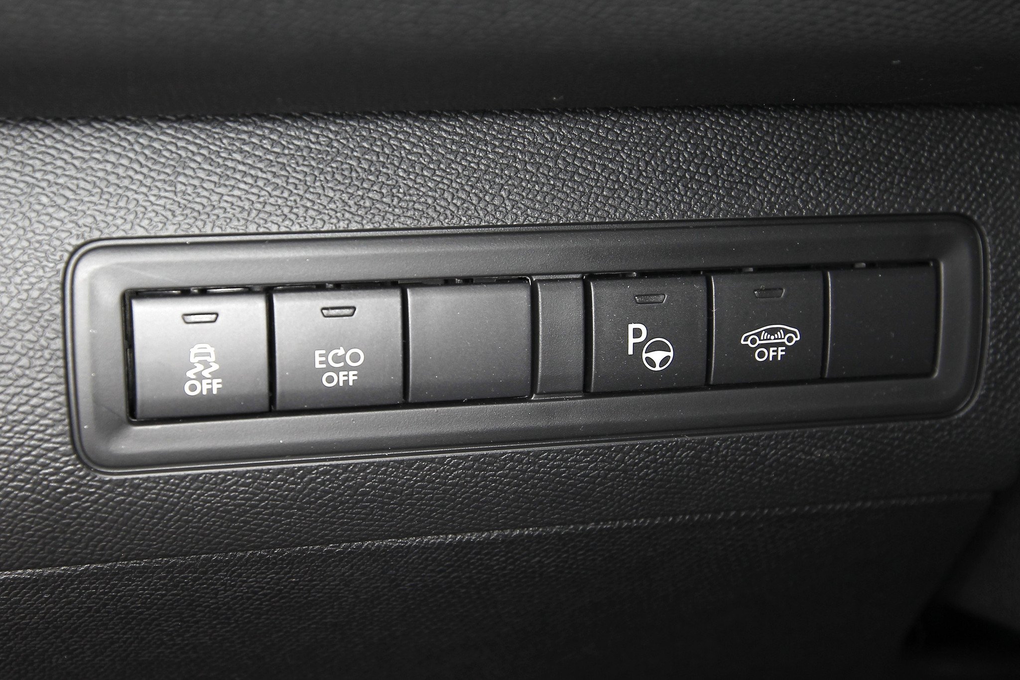 Prueba Peugeot 308 1.2 Puretech 130 CV: ¿son suficientes tres cilindros?