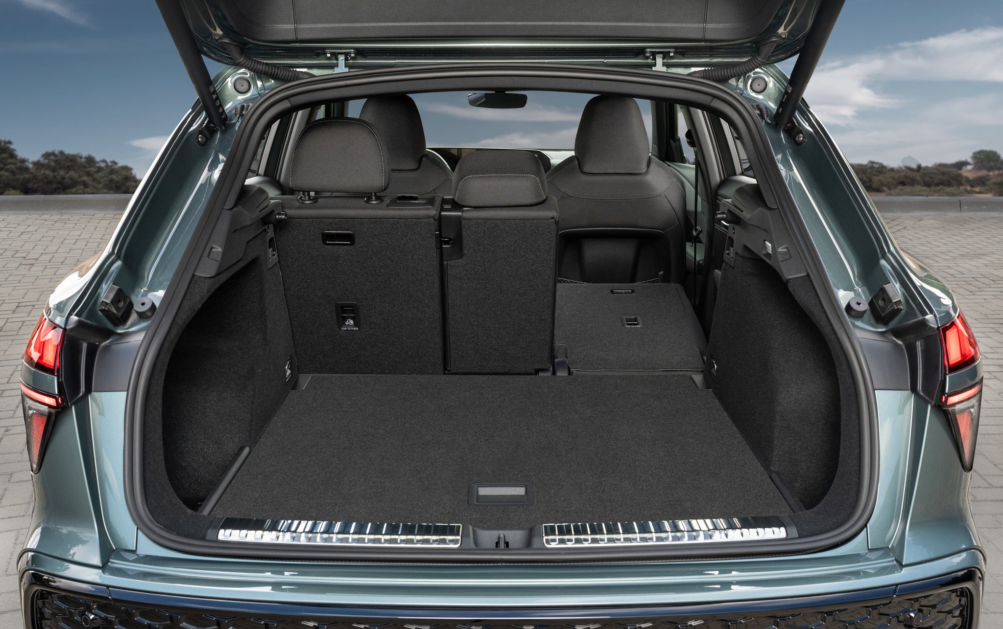 Prueba gama nuevo Audi Q3: En auto10 nos quedamos con el híbrido enchufable 