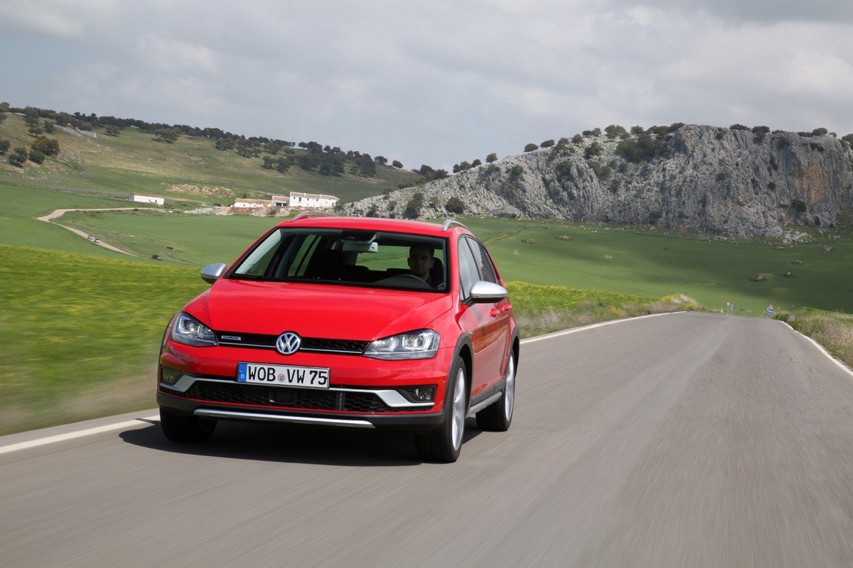 Prueba Volkswagen Golf Alltrack, un Golf para todos los terrenos