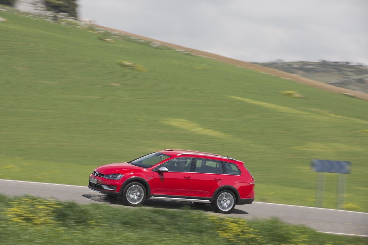 Prueba Volkswagen Golf Alltrack, un Golf para todos los terrenos