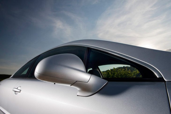 Peugeot 407 Coupé: Nuevos motores más potentes y ecológicos