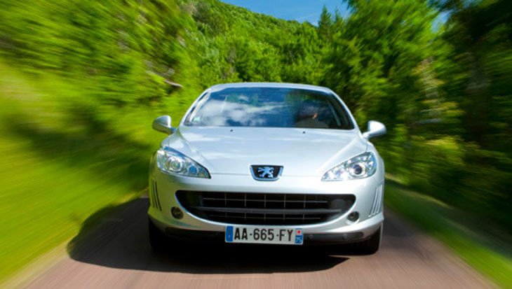 Peugeot 407 Coupé: Nuevos motores más potentes y ecológicos