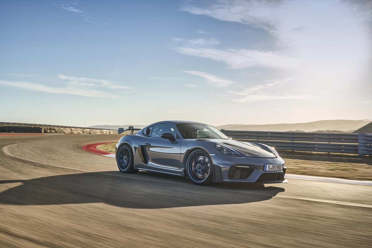 Nuevo Porsche 718 Cayman GT4 RS: el deportivo llevado al límite