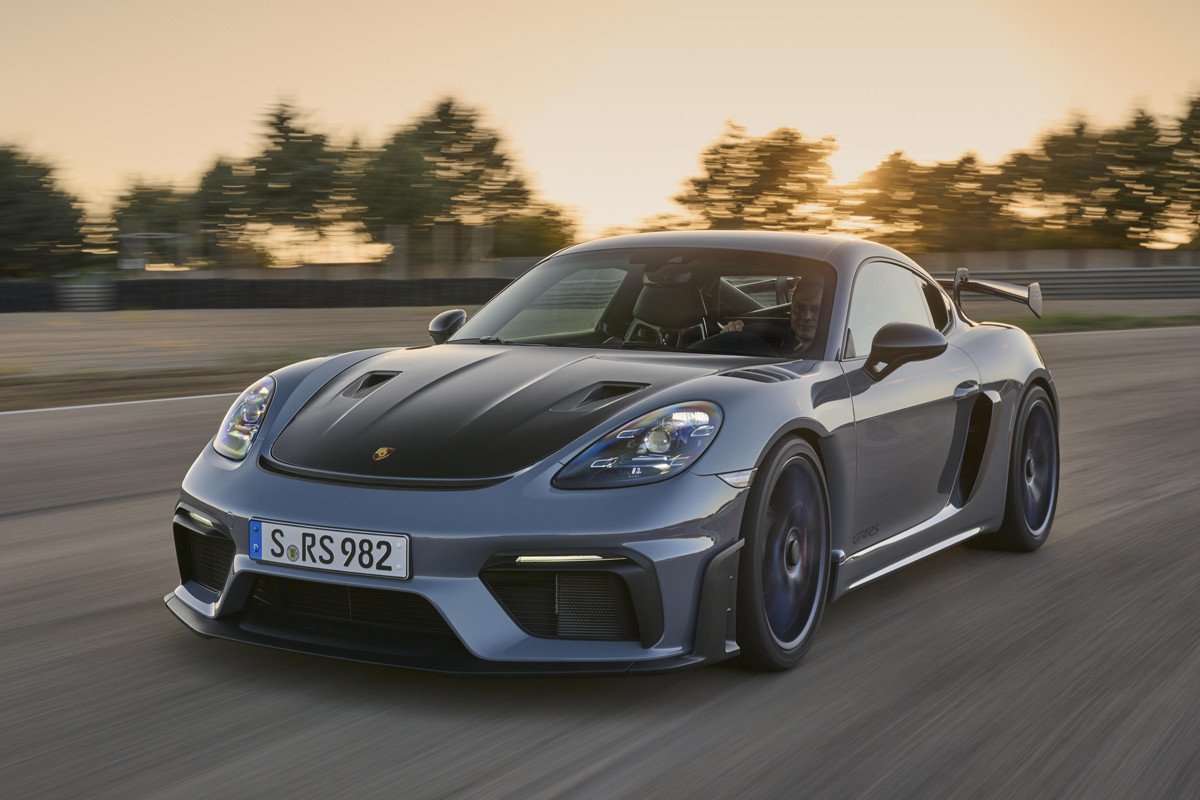 Nuevo Porsche 718 Cayman GT4 RS: el deportivo llevado al límite