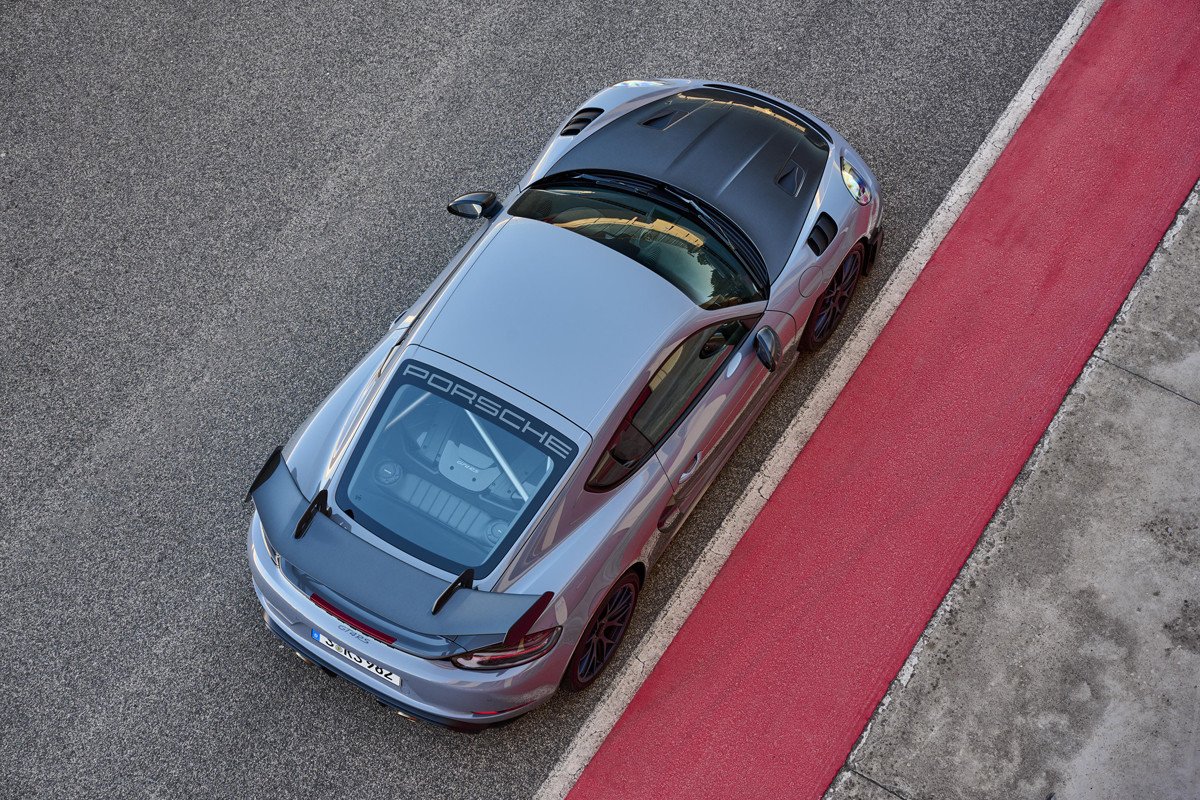 Nuevo Porsche 718 Cayman GT4 RS: el deportivo llevado al límite