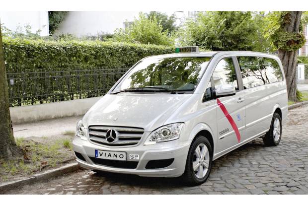 Mercedes Viano, el primero homologado para 8 plazas para el servicio de taxi de Madrid