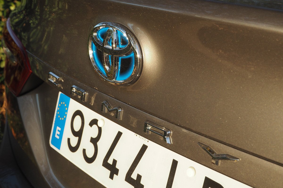 Prueba y opinión del Toyota Camry: comportamiento, consumo y precio