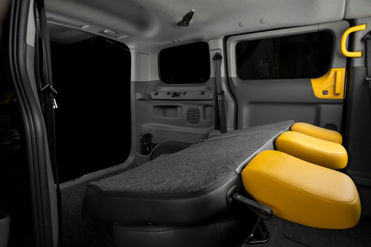 Los taxis de Barcelona se hacen eléctricos con el Nissan e-NV200